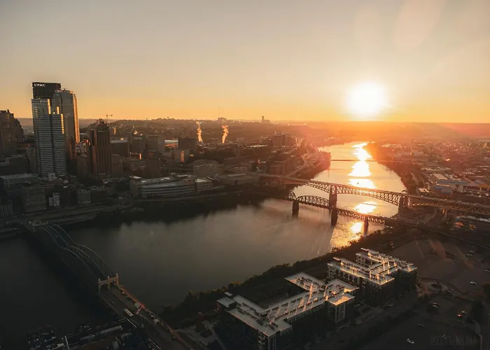 The George Washington On Mt Washington * Pittsburgh